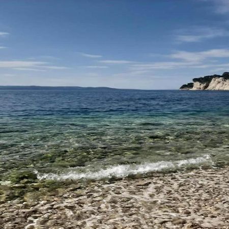 Luxurious Holiday Home In Makarska With Jacuzzi エクステリア 写真