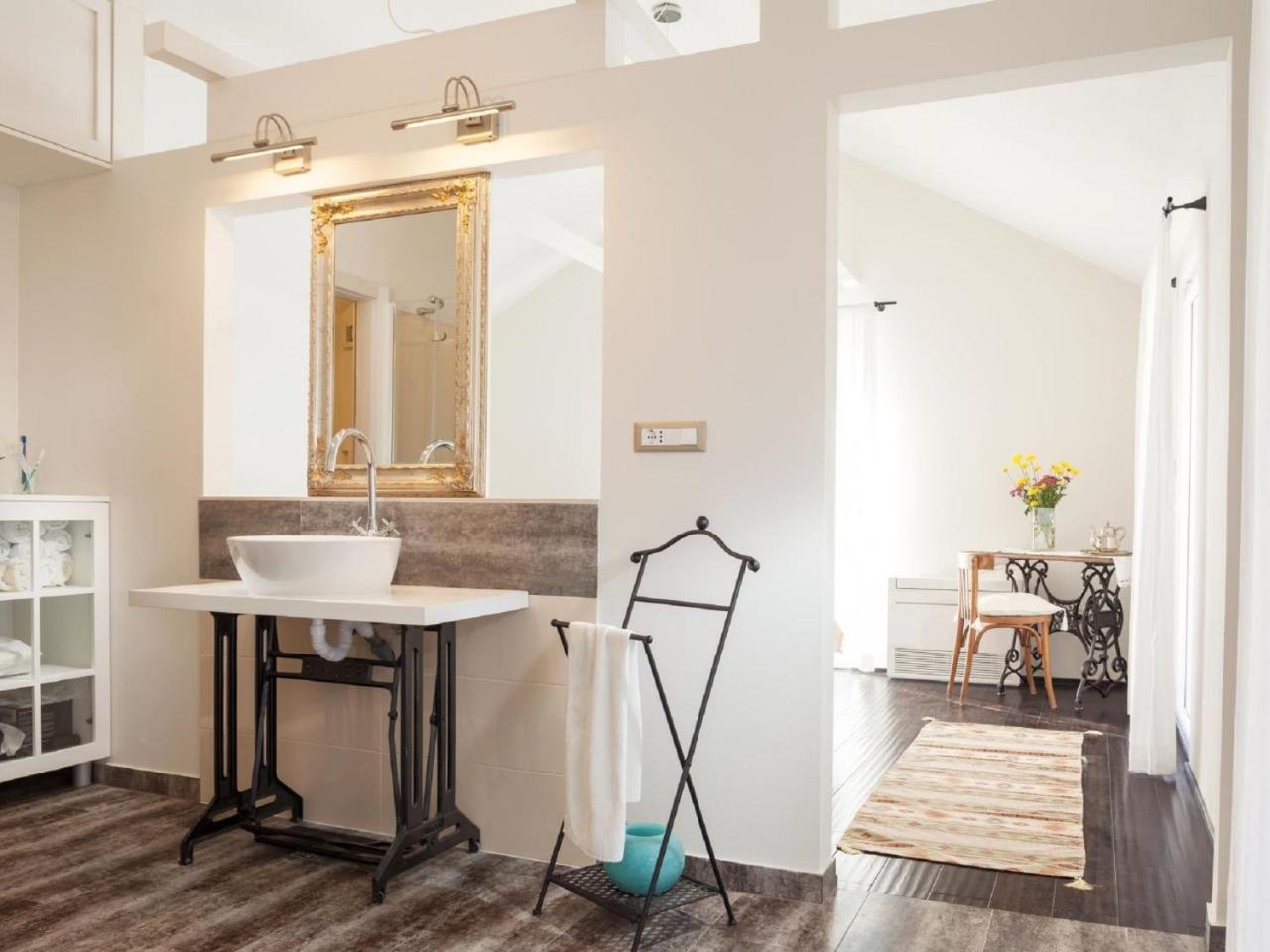 Luxurious Holiday Home In Makarska With Jacuzzi エクステリア 写真